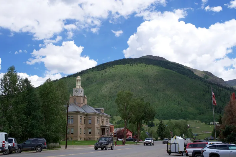 Small Towns, Big Roots: How Genealogy Tourists Are Putting Forgotten Places Back on the Map